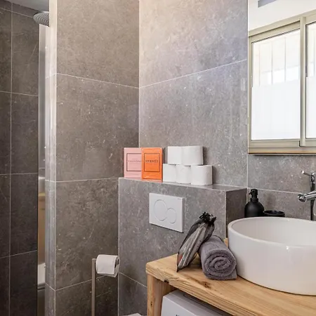 Superbe Appartement 4 Couchages Juan Les Pins - 200M Des Plages Антиб