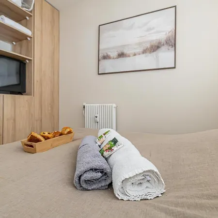 Superbe Appartement 4 Couchages Juan Les Pins - 200M Des Plages * Антиб